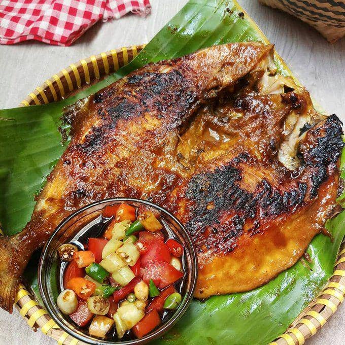Biting into the Viral Flavor: Waroeng Ayam Abang Series 6 Cilacap